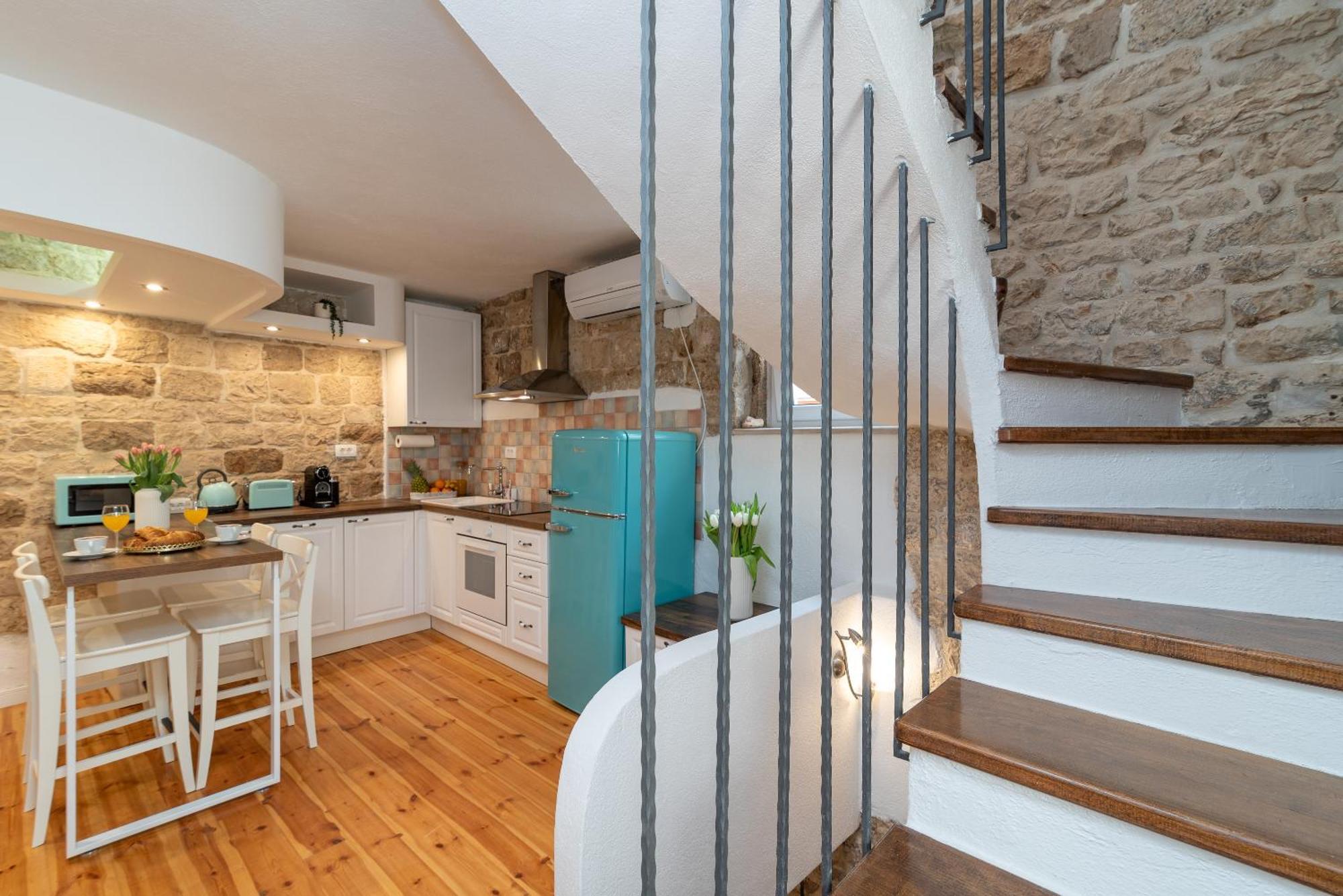 Manero Villa Trogir Eksteriør bilde